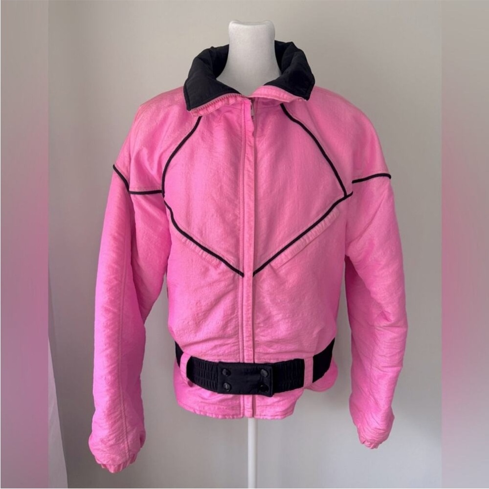 Vintage ‘90s Nils Bubblegum Pink & Black Belted Full Zip Collared Ski Jacket - Picture 3 of 5